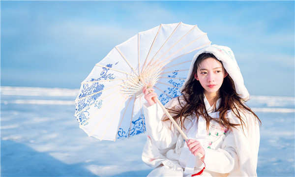 阿拉善试管代怀生子多少钱一个？助孕之路的费用分析与方案选择